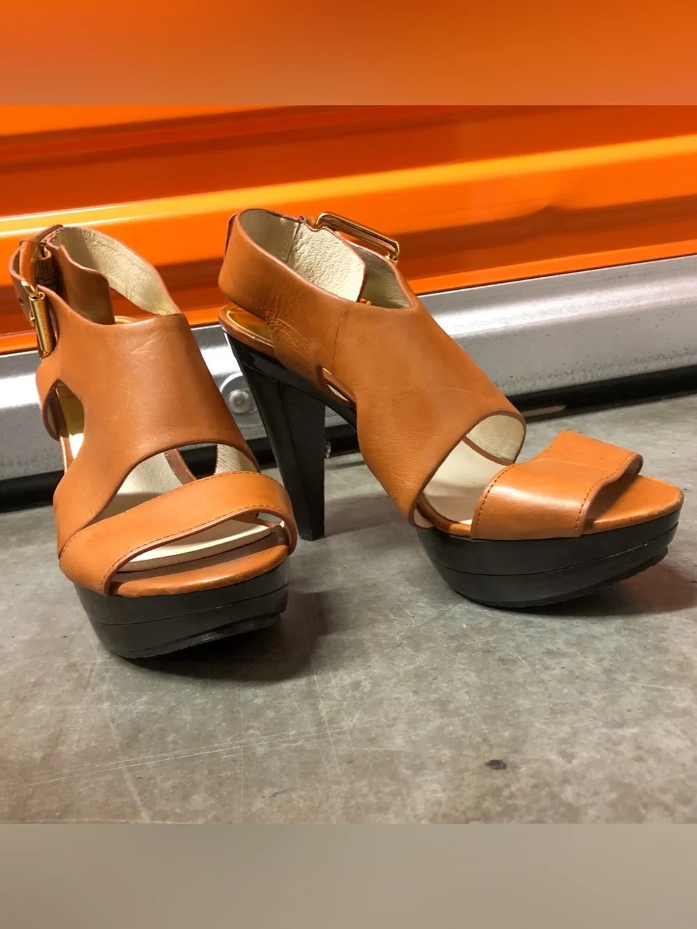 Michael Kors Josephine Cognac Leather Platform Heel Sandals 7M